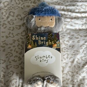 NWT Winter Bigfoot Slumberkins plush